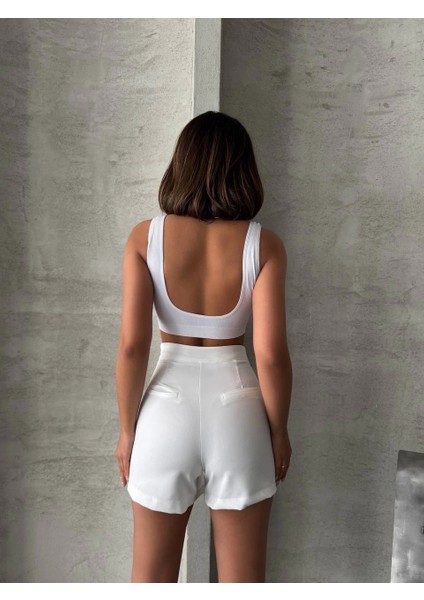 Piliseli Düğmeli Şort Etek Beyaz S25813 indirimleri