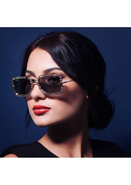 GG1112S 001 54-22 Kadın Füme Mat Camlı Altın Çerçeve Dikdörtgen Güneş Gözlüğü