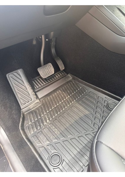 Tesla Model Y Yeni Kasa 2025 Model ve Sonrası Bagaj Havuzu Paspas Takımı modelleri