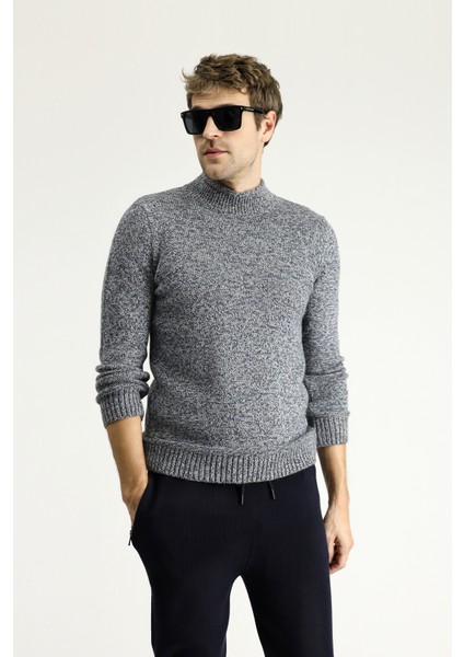 Yarım Balıkçı Yaka Slim Fit Dar Kesim Desenli Alpaka Yünlü Triko Kazak