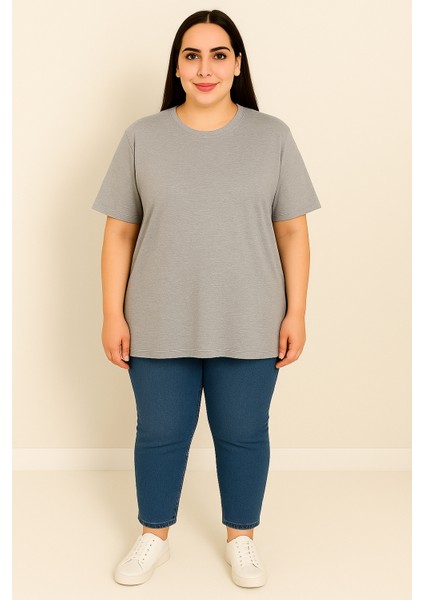Kadın Büyük Beden Kısa Kollu Basic Oversize T-Shirt 1976-25