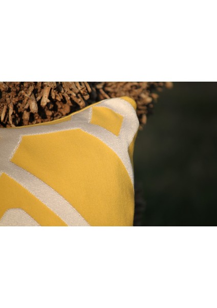 Sarı Geometrik Kırlent Kılıfı 45X45 cm – Modern Dekoratif Yastık Kılıfı – Fermuarlı – Yıkanabilir fiyatları