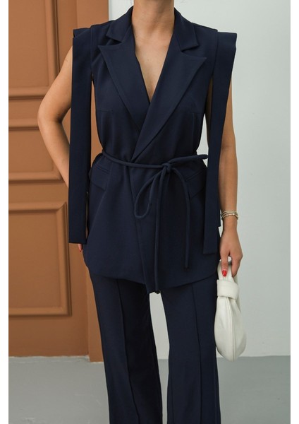Kadın Alt Üst Ikili Takım Omuz Detaylı Kuşaklı Yelek Pantolon Takım