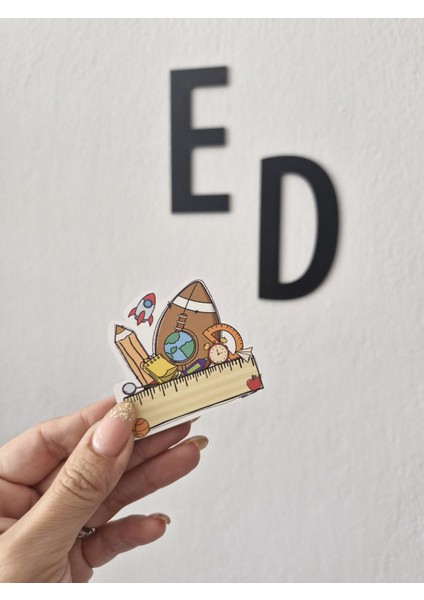 Öğrenci Ahşap Iğneli Yaka Kartı - Isimlik - Rozet - Broş - Çanta Aksesuar