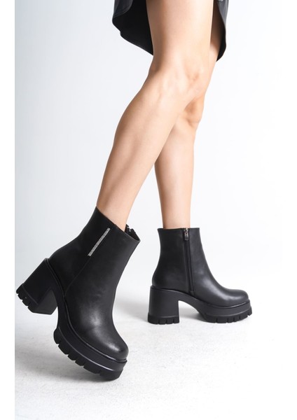 Lısse Fermuarlı Ortopedik Taban Kalın Topuklu Kadın Bot Cst - Siyah fiyatları