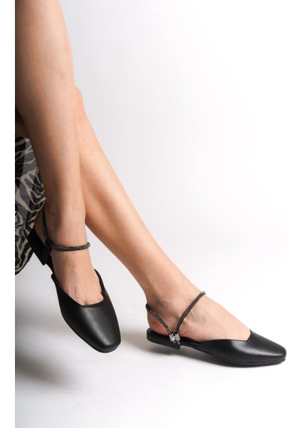 Carolıne Lastikli Ortopedik Rahat Taban Bilekten Taş Detaylı Kadın Babet Ayakkabı Cst - Siyah modelleri