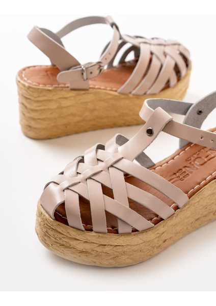 Bayan Sandalet 684-02 Bej Ortopedik Hakiki Deri Dolgu Kadın Sandalet