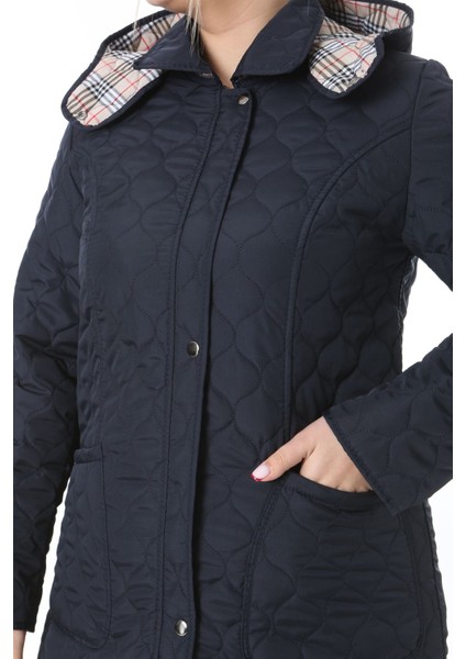 Baharlık Kapüşonlu Kapitone Mont Içi Ekoseli Kapitone Mont Büyük Beden Mont, Su Itici Mont, Lacivert modelleri