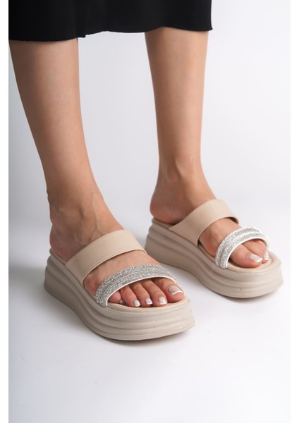 Sarah Düz Topuklu Taşlı Şeritli Kalın ve Ortopedik Taban Kadın Terlik Ckt - Krem
