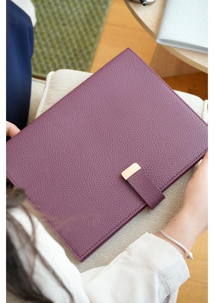 Executive Vegan Deri Defter. 19X25 Cm. 100 Gr. 176 Sayfa. Kenar Yaldızlı Bordo fırsatları
