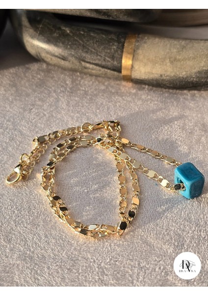 - Golden Retro Kadın Kolye modelleri