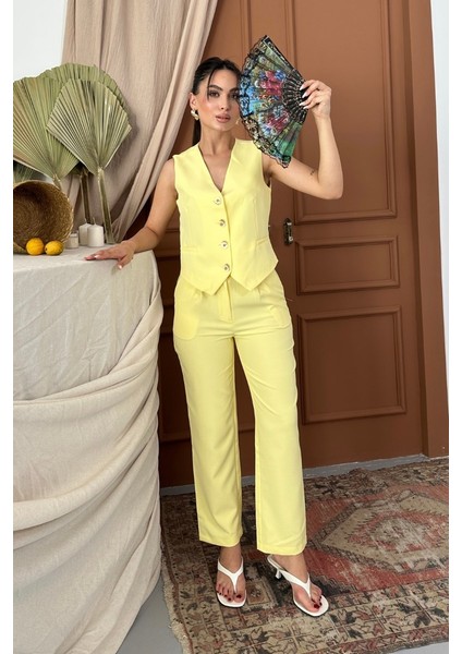 Kadın Alt Üst Takım Şık Gold Düğme Detaylı V Yaka Yelek Pantolon Takım fırsatları