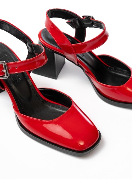 Kadın AYAKKABIİNF-40450 Beyaz Rugan Günlük Arkası Açık Topuklu Bayan Ayakkabı modelleri