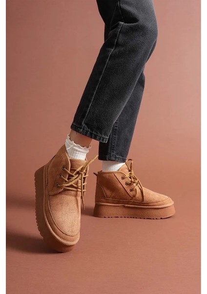 Süet Içi Yünlü Bağcıklı Kalın Taban Kadın Bot
