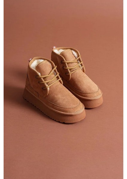 Süet Içi Yünlü Bağcıklı Kalın Taban Kadın Bot modelleri