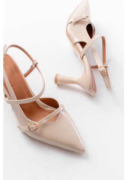 Kadın AYAKKABIK-6722 Bej Rugan Toka Detaylı Sivri Burun Kadın Ayakkabı fırsatları