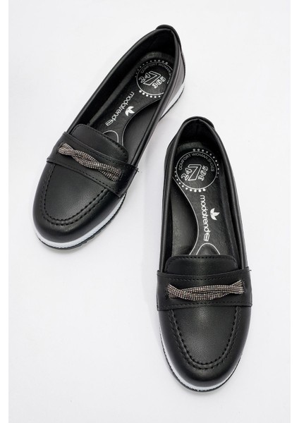 Kaydırmaz Taban Bağlı Lastikli Kadın Babet SİYAH CİLT indirimleri