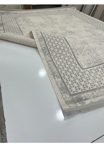 Akrilik Yün Halı Gri Renk Spor Desen Argın Halı modelleri