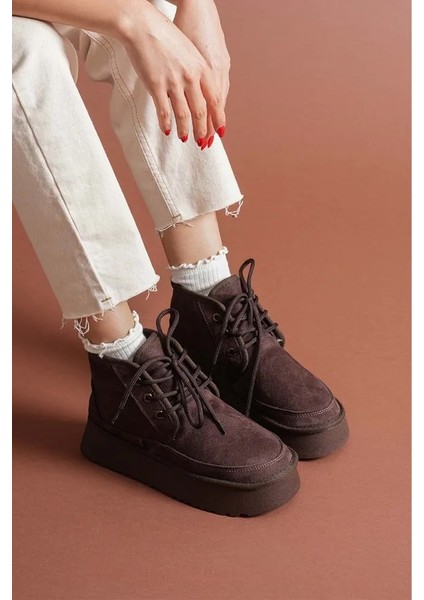 Süet Içi Yünlü Bağcıklı Kalın Taban Kadın Bot fiyatları