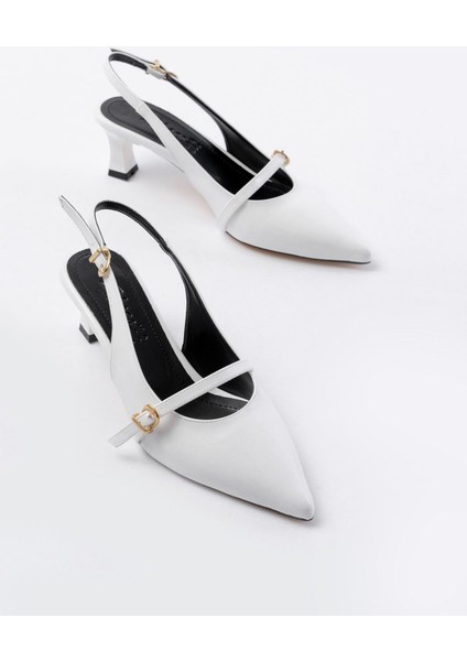 Kadın AYAKKABIH-470 Beyaz Rugan Baret Tokalı Arkası Açık Günlük Kadın Sandalet modelleri