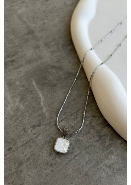 Minimal Kare Erkek Kolye