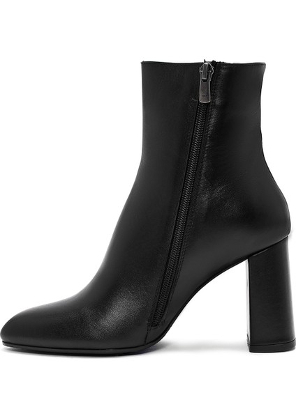 Kadın Siyah Fermuarlı Kalın Yüksek Topuklu Deri Bot 25WFD131418 fırsatları