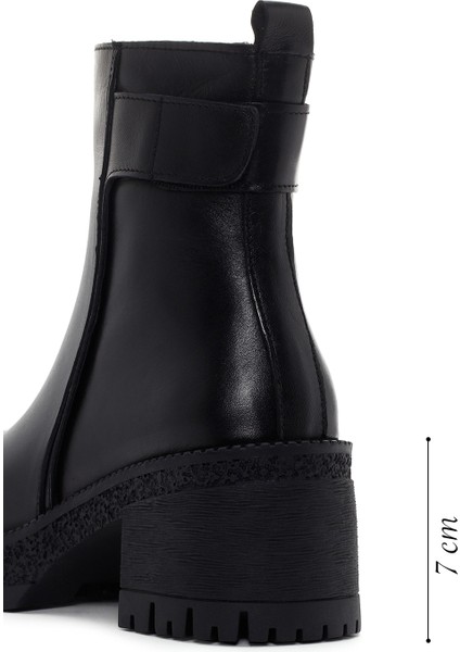 Kadın Siyah Fermuarlı Kalın Topuklu Deri Bot 25WFD130318 fiyatları