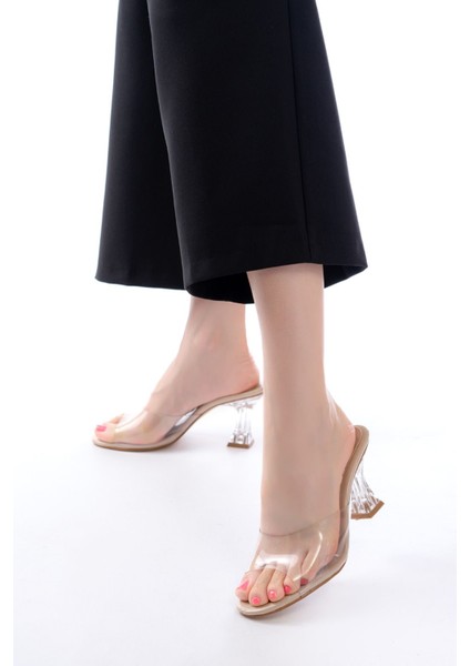 Kadın AYAKKABIS-619 Bej Rugan Şeffaf Bantlı Şeffaf Topuklu Yuvarlak Burunlu Kadın Terlik