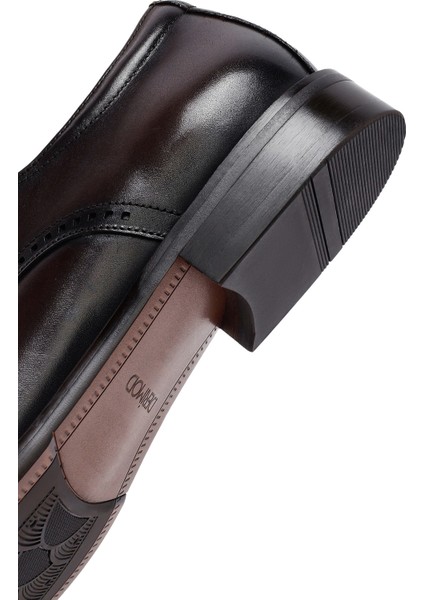 Erkek Kahverengi Bağcıklı Deri Klasik Ayakkabı 25WFD691118