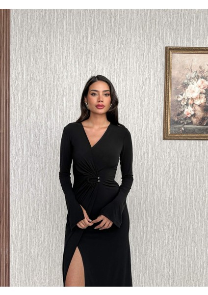 V Yaka Metal Aksesuarlı Elbise fiyatları
