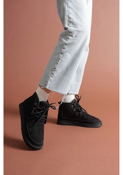 Süet Içi Kürklü Bağcıklı Alçak Taban Kadın Bot