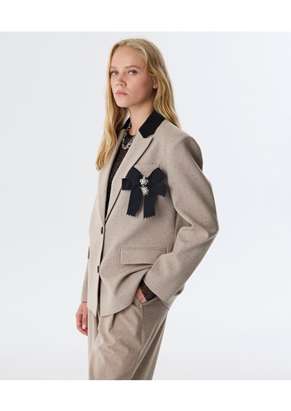 Fiyonk Aplikeli Blazer TW6250106011030 fırsatları