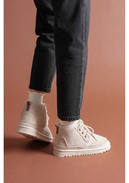 Süet Içi Kürklü Bağcıklı Alçak Taban Kadın Bot modelleri