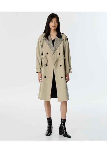 Trok Baskılı ve Işlemeli Trençkot TW6250011018030 fiyatları