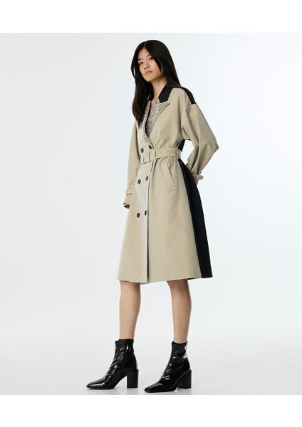 Trok Baskılı ve Işlemeli Trençkot TW6250011018030 fırsatları