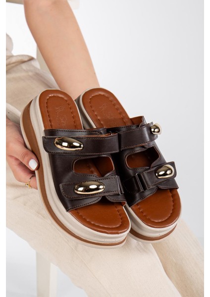 Çift Bantlı Detay Terlik