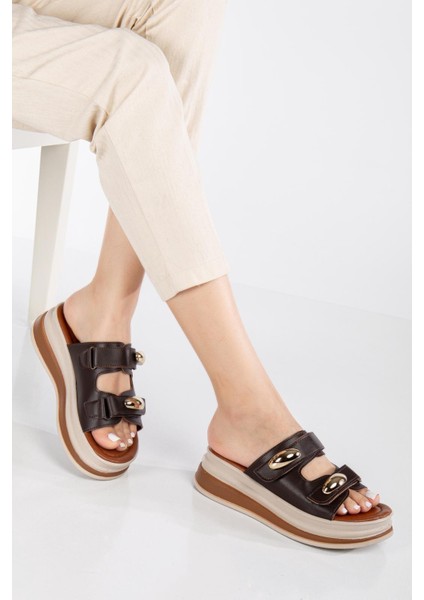 Çift Bantlı Detay Terlik fiyatları