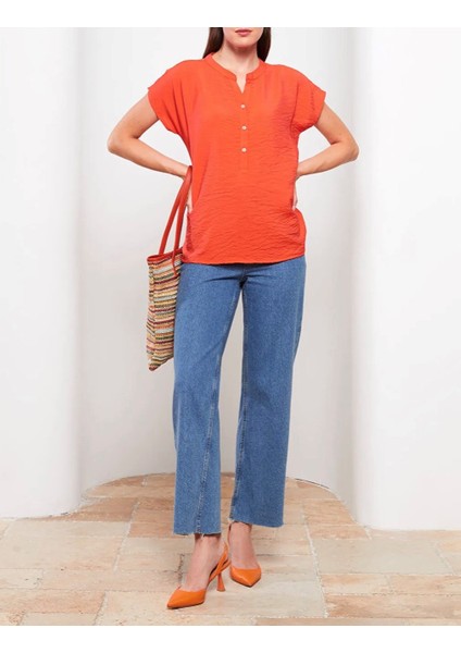 Kadın Kısa Kollu Düğmeli Gömlek