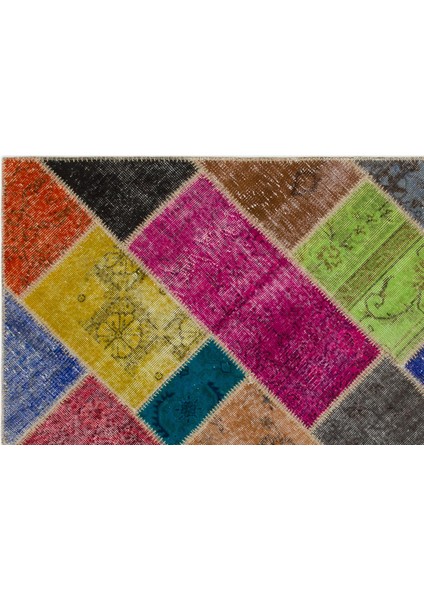 Atina Yeşil Eskitme Yün Modern Desenli Yün Hav Toz Vermez Leke Tutmayan Salon Yolluk Mutfak El Dokuma Halı fırsatları