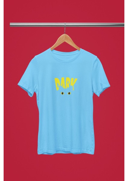 Dark Kedi Baskılı / Kadın Çok Renkli T-Shirt %100 Pamuk Regular Fıt Rahat Kalıp fiyatları