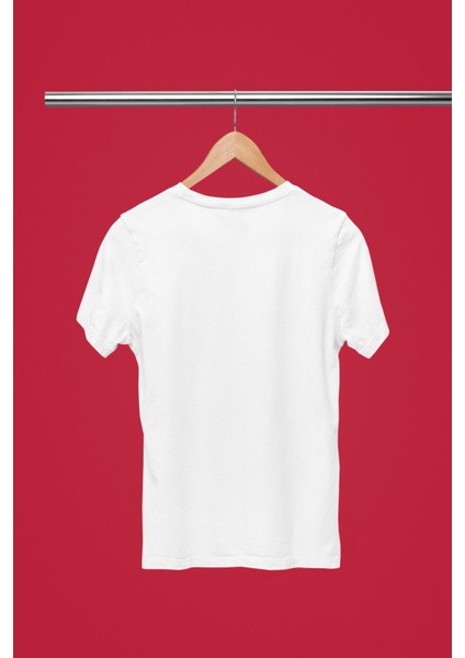 Malıbu Beach Baskılı / Kadın Çok Renkli T-Shirt %100 Pamuk Regular Fıt Rahat Kalıp modelleri