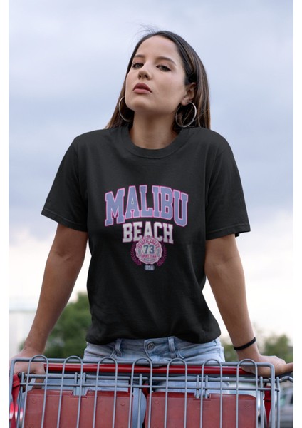 Malıbu Beach Baskılı / Kadın Çok Renkli T-Shirt %100 Pamuk Regular Fıt Rahat Kalıp