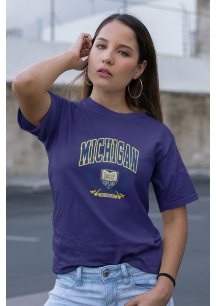 Mıchıgan 1817 Baskılı / Kadın Çok Renkli T-Shirt %100 Pamuk Regular Fıt Rahat Kalıp