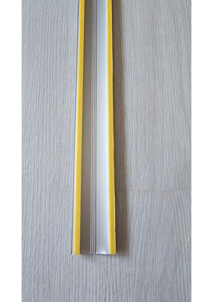 Kapı Eşik Profili - 72 cm - Kendinden Yapışkanlı Alüminyum Sarı – Kapı Altı Çıtası, Parke Geçiş ve Kapı Altı Eşik Çıtası modelleri