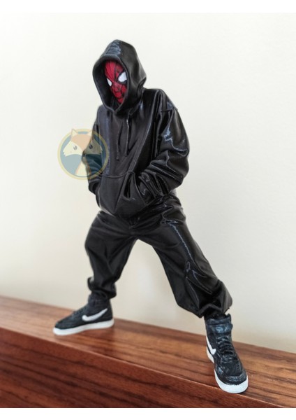 Urban Hero - Kapüşonlu Örümcek Adam fiyatları