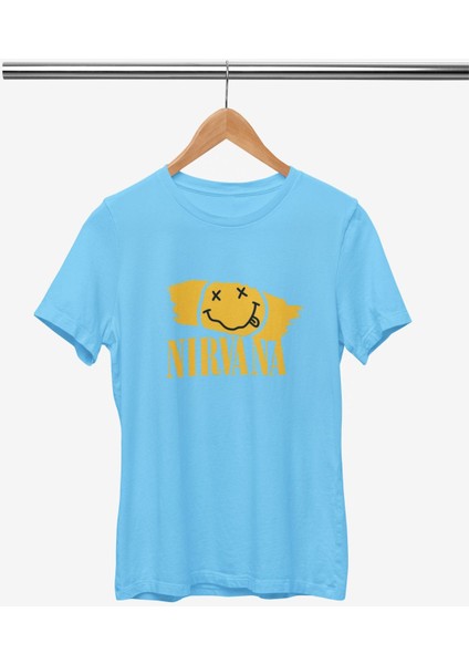 Nirvana Baskılı / Kadın Çok Renkli T-Shirt %100 Pamuk Regular Fıt Rahat Kalıp fiyatları