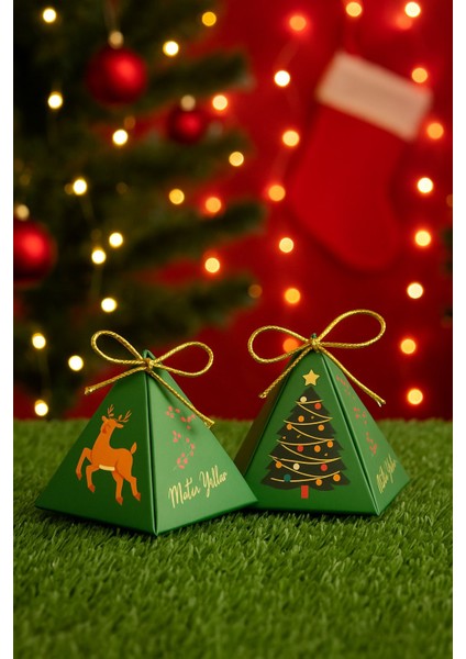 Çam Ağacı Geyikli Yeşil 10'lu Piramit Kutu - Hediye Kutusu - Yılbaşı Kutusu - Yılbaşı Hediyesi fiyatları