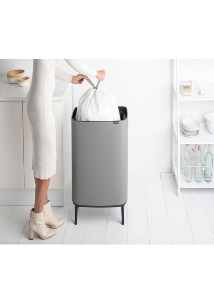 Bo Mıneral Concrete Grey Dokunmatik Çöp Kutusu 60L fiyatları