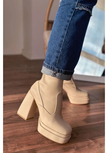 Lestina Kadın Streç Mat Deri Bot Bej