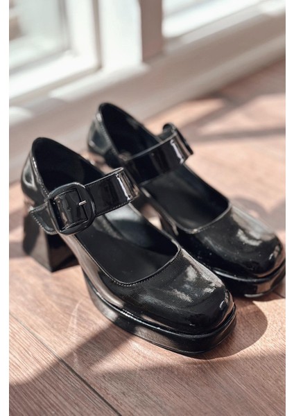 Lanis Rugan Toka Detaylı Platform Topuklu Ayakkabı Siyah modelleri